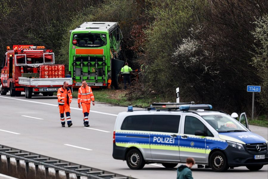 Mindestens vier Personen sind verstorben.