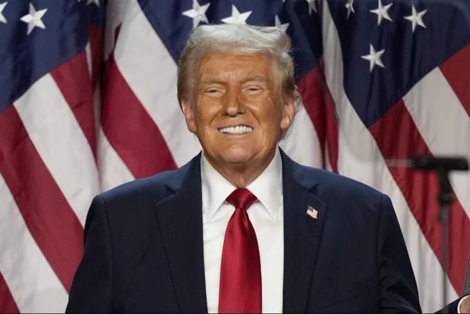 Die Pläne von Donald Trump wirkten insgesamt inflationär und daher dürfte die US-Notenbank Fed ihre Leitzinsen hochhalten müssen. (Archivbild) Donald Trump