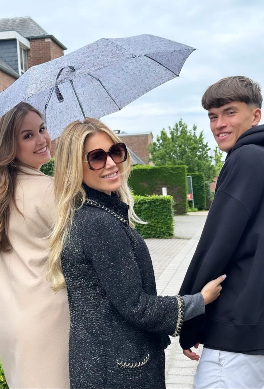 Da waren sie noch zu dritt: Sylvie Meis mit Sohn Damián und dessen Ex-Freundin Romy.