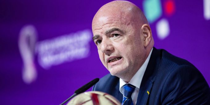 FIFA-Chef Gianni Infantino lässt die neue Club-WM in elf US-Städten austragen. FIFA Gianni Infantino