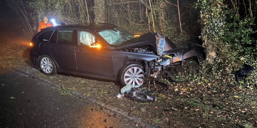 Bei einem Unfall in Niederwil wurde ein 25-Jähriger schwer verletzt.
