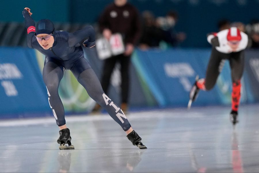 Die Belarussin Marina Zueva darf bei Olympia 2026 im Eisschnelllauf starten.