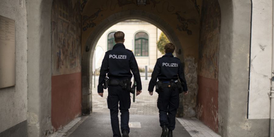 Die St. Galler Regierung plant eine Korrektur beim Lohnsystem für die Kantonspolizei. (Archivbild)