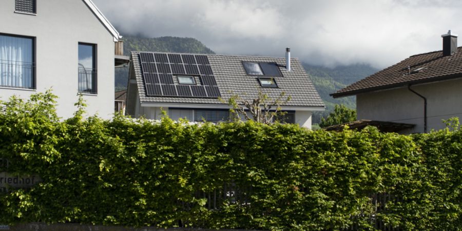Im Kanton Schaffhausen soll es auch nach Abschaffung des Eigenmietwerts Steuerabzüge für energetische Sanierungsmassnahmen geben. (Symbolbild)