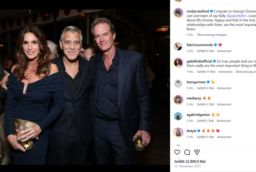 Das Date soll damals von Model Cindy Crawford (l.) und ihrem Ehemann Rande Gerber (r.) eingefädelt worden sein – Clooney (Mitte) habe damit wohl nichts zu tun gehabt, meint Sara Foster.