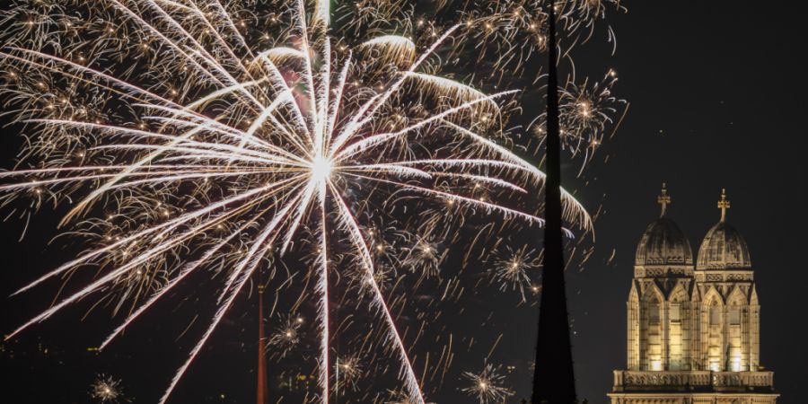 Das Feuerwerk über Zürich markiert den Start in das Jahr 2026.