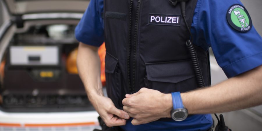 Die Kantonspolizei St. Gallen hat über die Feiertage und im neuen Jahr zahlreiche Einbrüche verzeichnet. (Symbolbild)