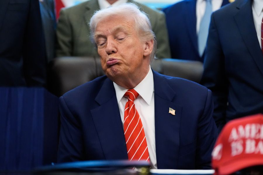 Es ist nicht das erste Mal, dass Trump Journalisten vor laufenden Kameras beleidigt.