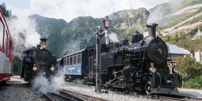 Furka Dampfbahn Wanderung