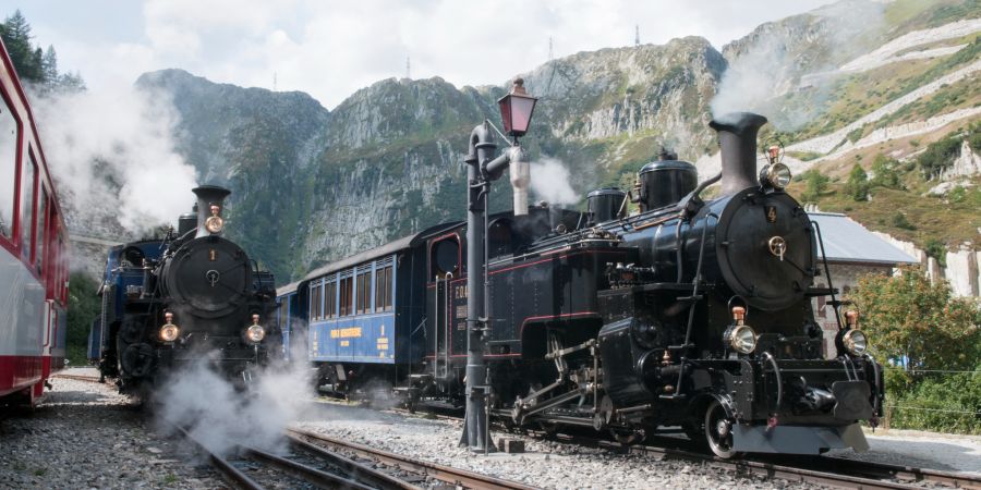 Furka Dampfbahn Wanderung