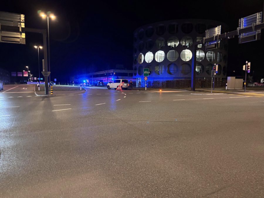 Der Verursacher hatte ein Rotlicht missachtet und musste den Führerausweis abgeben.