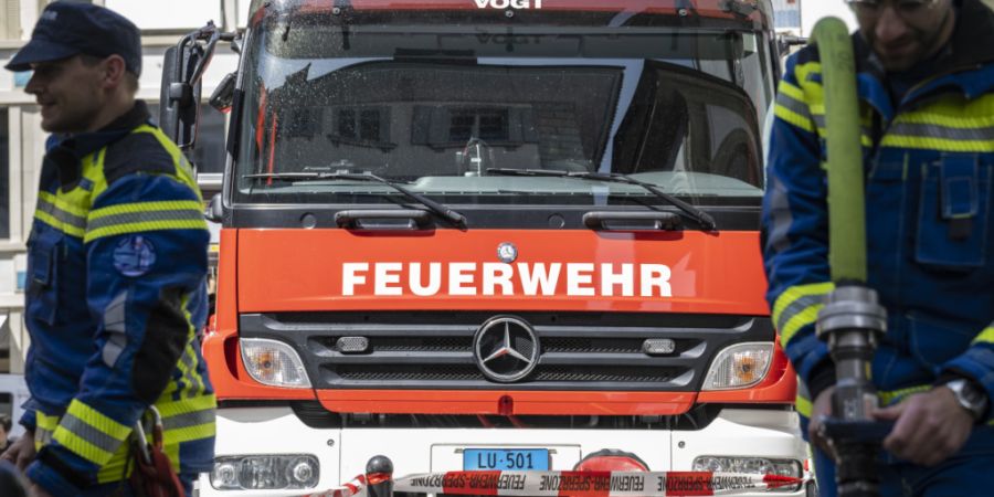 Ein Feuerwehrfahrzeug der Stadt Luzern an einem Aktionstag der Stadt Feuerwehr. (Symbolbild)