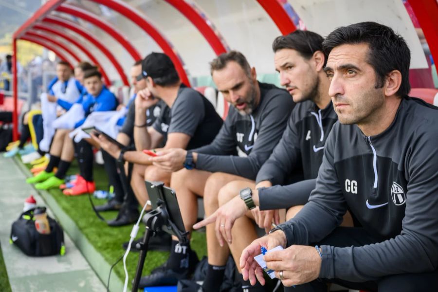 Genesio Colatrella (r.) sitzt im Wallis auf der Trainerbank der Zürcher.