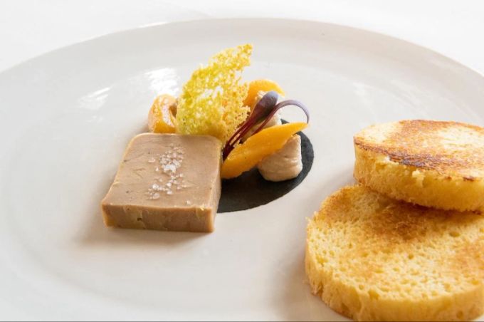 Der Schweizer Sternekoch Tobias Buholzer begeistert seit einigen Jahren die Gourmets mit seiner tierfreundlichen Kreation «Noix gras». Foie Gras