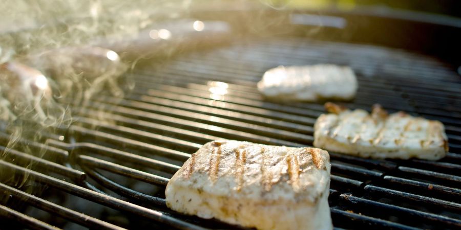 Halloumi-Käse bleibt in der EU laut einem Gerichtsurteil geschützt.