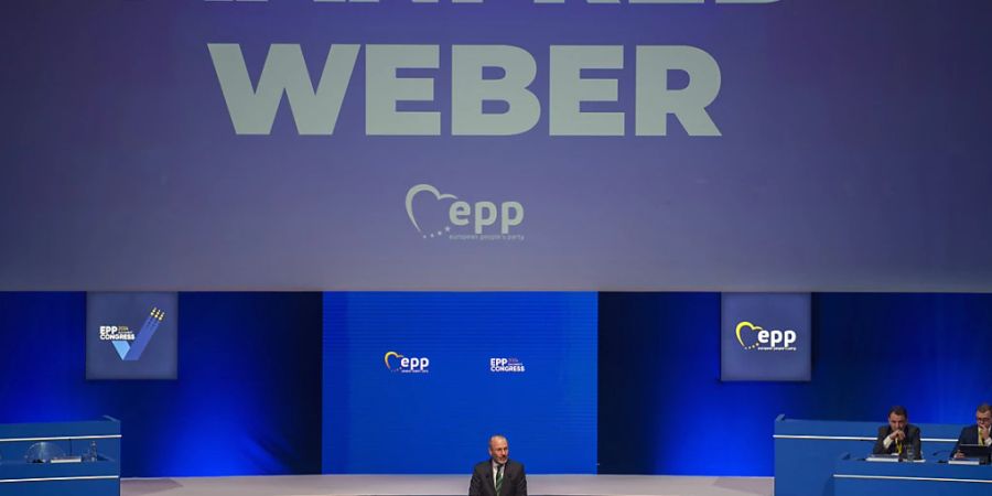 Manfred Weber, Vorsitzender der Europäischen Volkspartei, spricht beim EVP-Kongress. Foto: Vadim Ghirda/AP/dpa