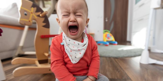 Nicht alle wollen Kinder auf die Welt stellen. Kind frustriert