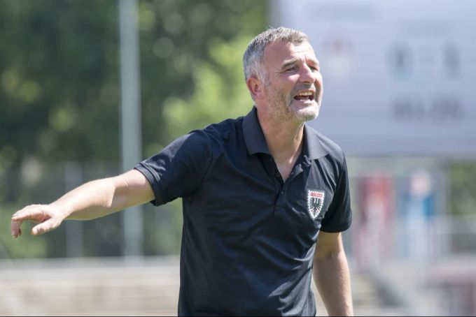 Aarau-Trainer Alex Frei erlebt bei der Rückkehr nach der Winterpause eine eher gemächliche Startphase. Alex Frei
