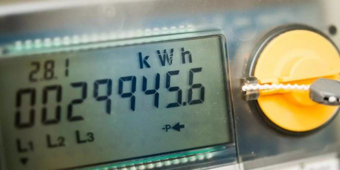Die Haushalte in Deutschland haben im vergangenen Jahr so viel für ihren Strom bezahlt wie noch nie. Foto: Patrick Pleul/dpa-Zentralbild/dpa Die Haushalte in Deutschland haben im vergangenen Jahr so viel für ihren Strom bezahlt wie noch nie. Foto: Patrick Pleul/dpa-Zentralbild/dpa