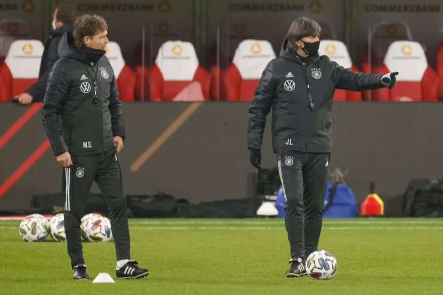 Marcus Sorg (l.) ist seit 2016 Co-Trainer von Jogi Löw.