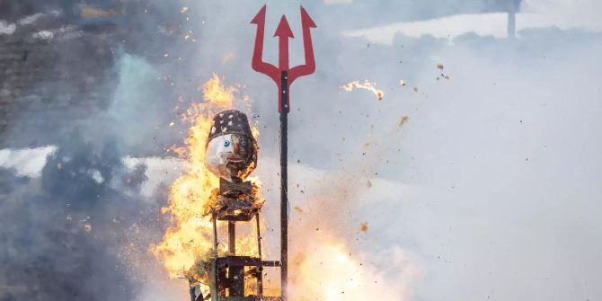 Zürcher Sechseläuten soll den Winter vertreiben