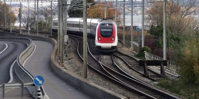 Schienenverkehr.