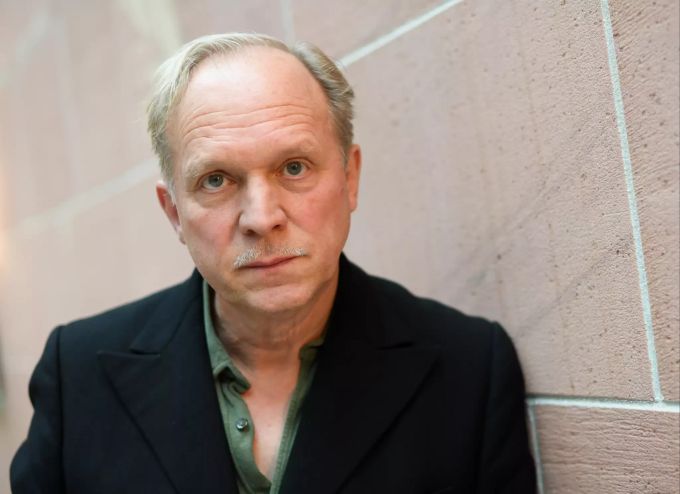 ARCHIV - 16.11.2017, Frankfurt/Main: Der Schauspieler Ulrich Tukur. Schauspieler Ulrich Tukur