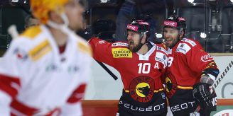 Genf bleibt Leader - SCB bezwingt Lausanne locker mit 3:0 Genf bleibt Leader - SCB bezwingt Lausanne locker mit 3:0