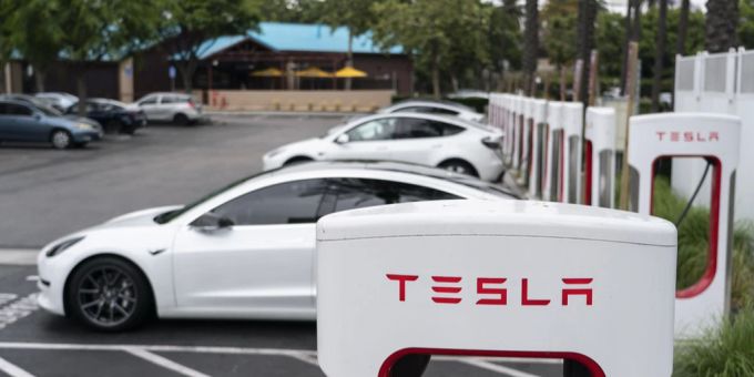Supercharger - Tesla möchte die Ladetechnik zum US-Standart machen