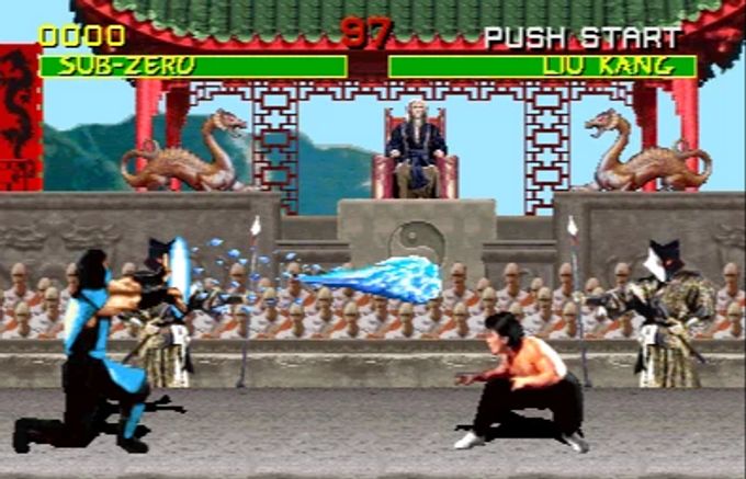 Mortal Kombat kam damals – wie wohl jede Videospiel-Serie aus dieser Zeit – noch mit viel weniger Pixeln aus. Mortal Kombat