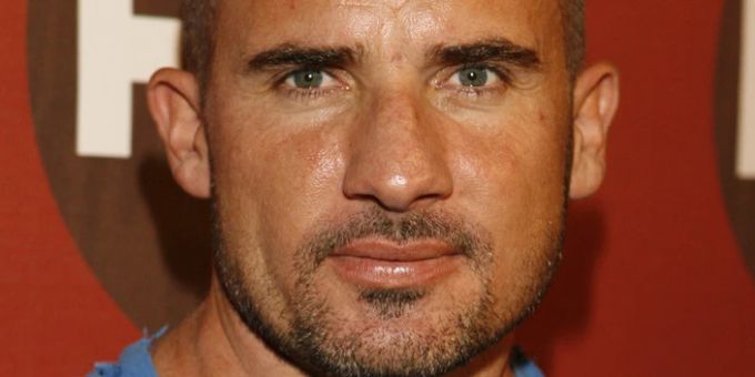 Dominic Purcell ist verlobt. Dominic Purcell