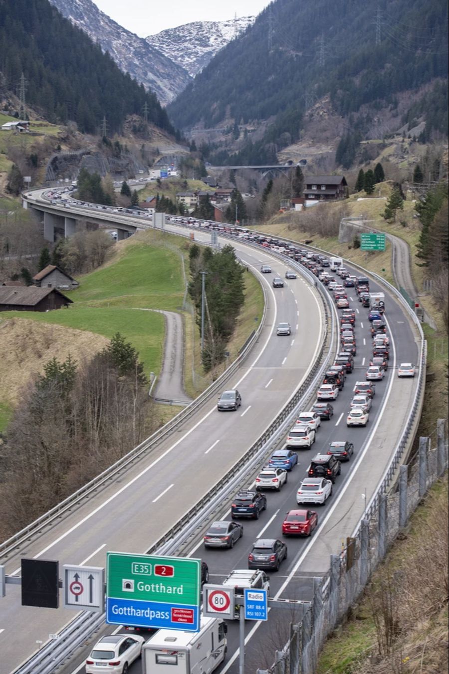 Dennoch blieb die Maximallänge des Staus drei Kilometer unter der Maximallänge des Oster-Staus 2022.