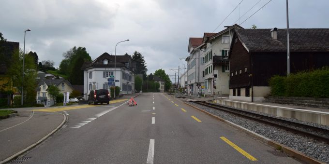 Niederteufen AR: Fahrradlenker (54) bei Kollision verletzt. Niederteufen AR: