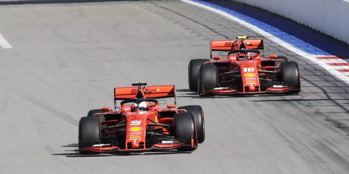 Will man Mercedes die Stirn bieten, muss Ferrari Vettel und Leclerc einbremsen. Ferrari Vettel Leclerc