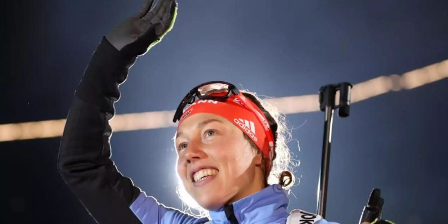 Laura Dahlmeier wurde unter grossem Jubel in der Veltins Arena auf Schalke verabschiedet. Foto: Friso Gentsch/dpa