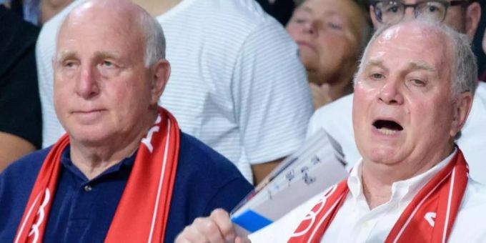 «Als er aus der Haft entlassen wurde, habe ich gehofft, dass er wieder glücklich wird - und das ist er heute. Dass er nach 40 Jahren Wirken im Verein nicht so einfach komplett loslassen kann, wissen wir alle. Unglaublich, welches Lebenswerk er hinterlässt. Dass jemand einen Verein so erfolgreich so lange prägt, wird es nicht mehr geben.» Dieter Hoeness, Bruder und ehemaliger Nationalspieler. Foto: Matthias Balk/dpa