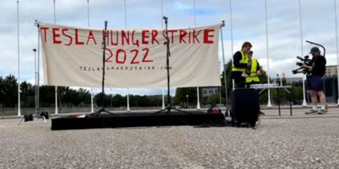 20 Norweger gingen wegen in den Hungerstreik, um ein Gespräch mit Tesla-Gründer Elon Musk zu erwirken.