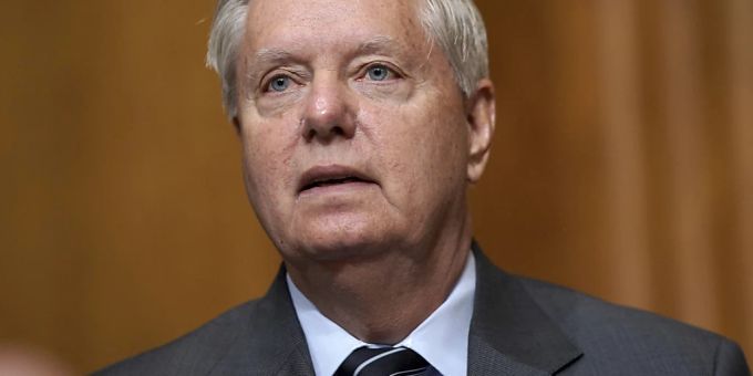 ARCHIV - Lindsey Graham, republikanischer Senator des US-Bundesstaats South Carolina, spricht während der Tagung des Haushaltsausschusses des Senats. Foto: Greg Nash/Pool The Hill/AP/dpa ARCHIV - Lindsey Graham, republikanischer Senator des US-Bundesstaats South Carolina, spricht während der Tagung des Haushaltsausschusses des Senats. Foto: Greg Nash/Pool The Hill/AP/dpa