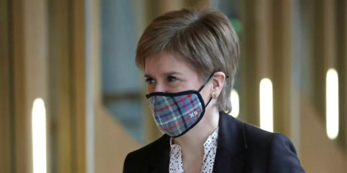 Die schottische Regierungschefin Nicola Sturgeon Die schottische Regierungschefin Nicola Sturgeon