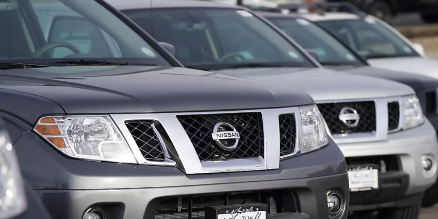 Der japanische Autobauer Nissan hat in den ersten neun Monaten per Ende Dezember weniger verkauft und einen hohen Verlust eingefahren. Zuletzt hat sich die Lage an den Absatzmärkten etwas entspannt.(Archivbild)