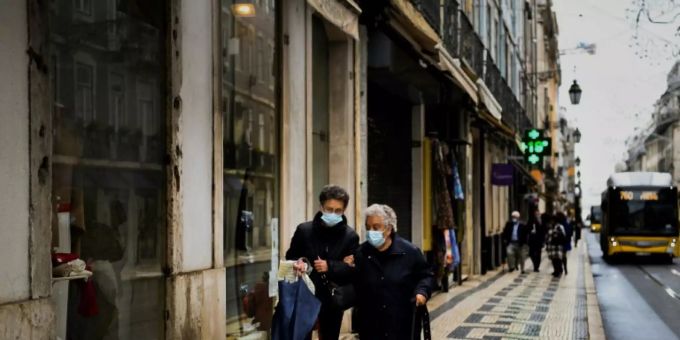 In 121 von 308 Kommunen im Land gilt der Teil-Lockdown. Portugal
