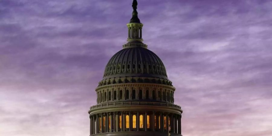 Das Kapitol im Morgengrauen in Washington. Foto: J. Scott Applewhite/AP/dpa