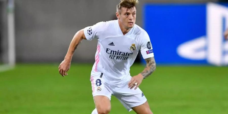 Sieht immer neue Wettbewerbe im Fussball grundsätzlich kritisch: Toni Kroos. Foto: Marius Becker/dpa