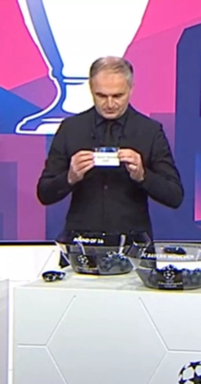 Stéphane Chapuisat als Losfee in der Champions League. Champions League Chappi