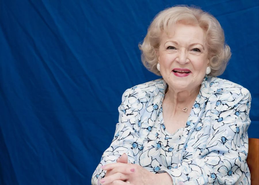 Betty White ist im Alter von 99 Jahren gestorben.