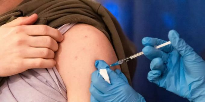 Bundesrats-Entscheid - Covid-Impfung auch im kommenden Jahr gratis