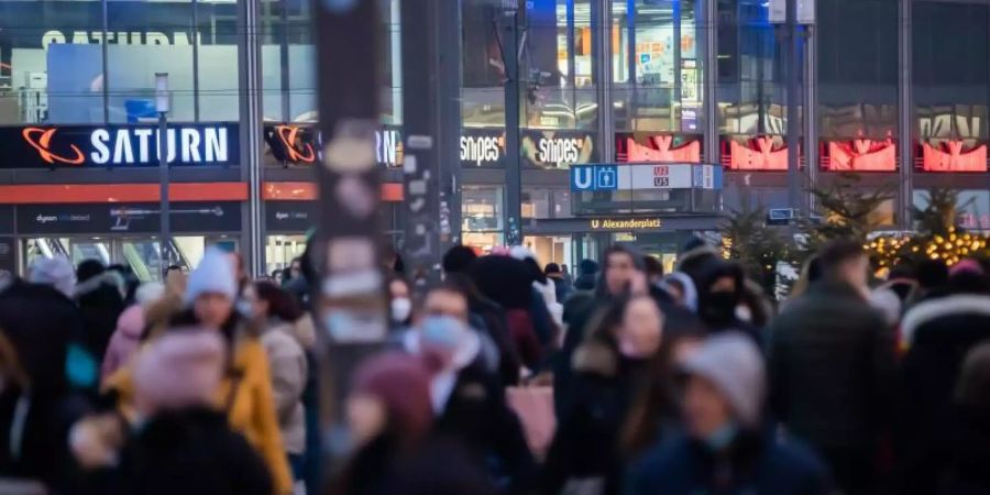 Die Stimmung in der deutschen Wirtschaft hat sich im Dezember erneut verschlechtert. Foto: Christoph Soeder/dpa