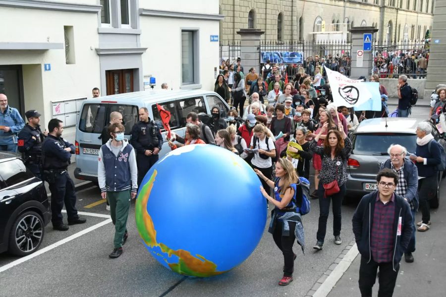 Schon am Samstag startete Extinction Rebellion mit Aktionen in Zürich.