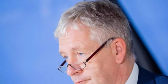 Gernot Marx ist Präsident der Deutschen Interdisziplinären Vereinigung für Intensiv- und Notfallmedizin. Foto: Rolf Vennenbernd/dpa Gernot Marx ist Präsident der Deutschen Interdisziplinären Vereinigung für Intensiv- und Notfallmedizin. Foto: Rolf Vennenbernd/dpa