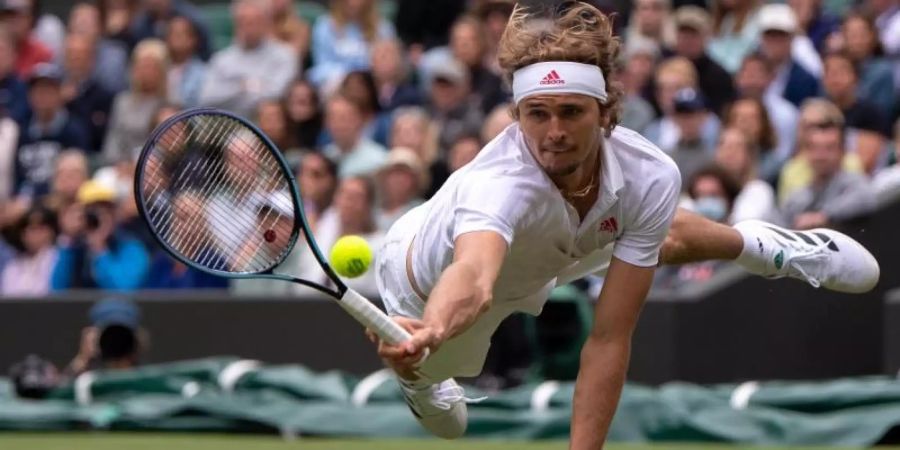Alexander Zverev verlor in fünf Sätzen. Foto: Jonathan Nackstrand/Aeltc Pool/PA Wire/dpa